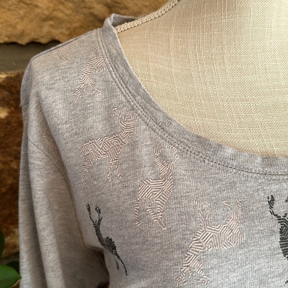 Style & Co Sport Women’s Glitter Deer Crewneck Sweatshirt Plus Size XXL Gray - Picture 2 of 10